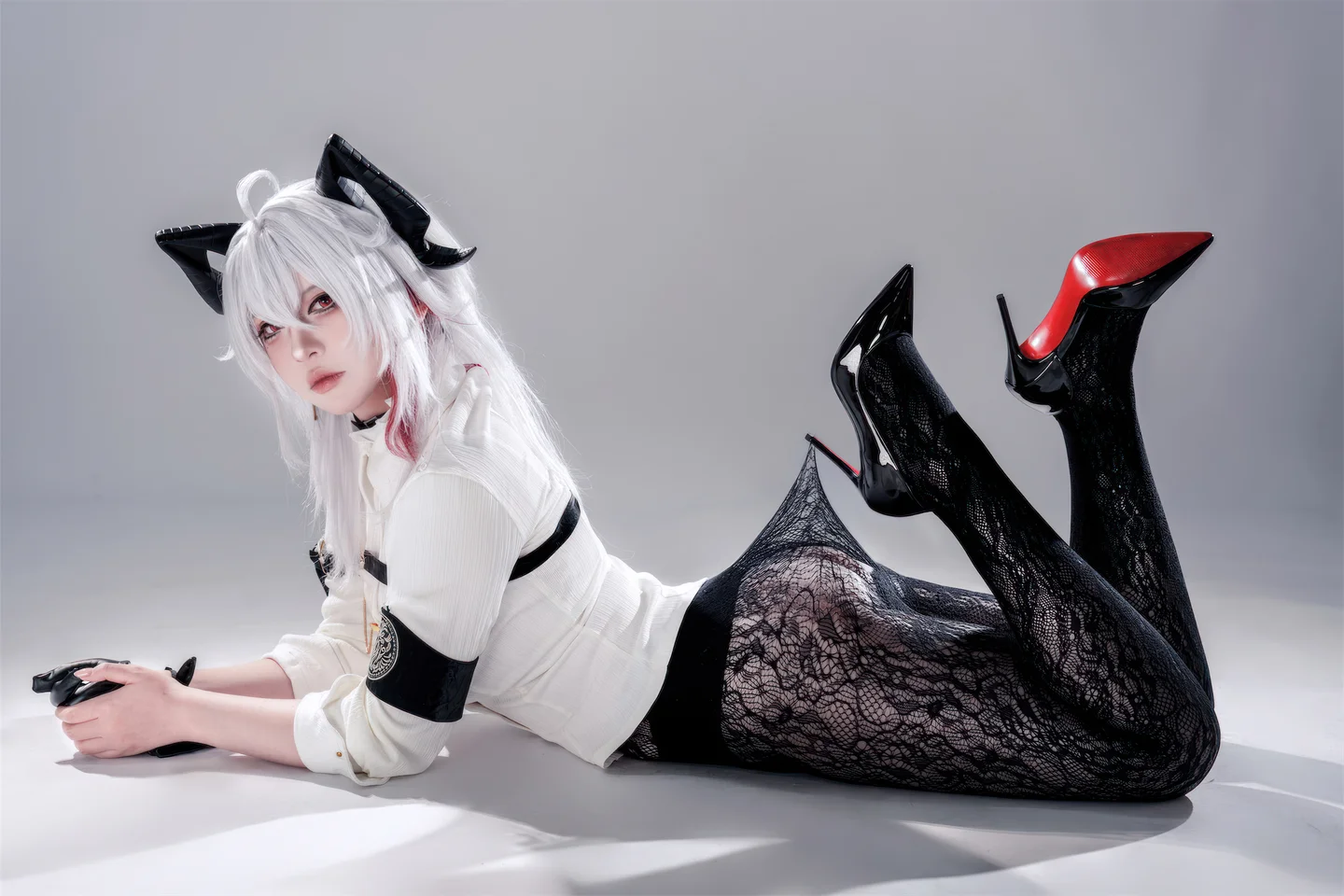 半半子 - No.101 鸣潮·赞妮 [57P-202MB] tg@simisebaisi 【丝足阁】003.webp